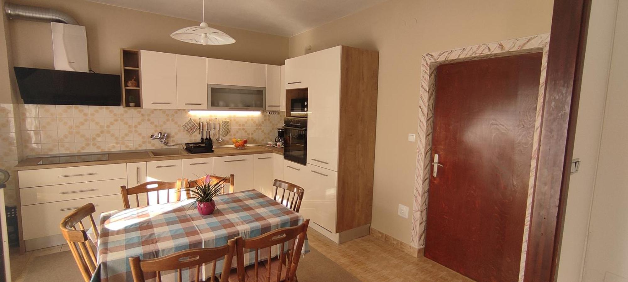 Apartmani Mila A1 & A2 & 3 特罗吉尔 外观 照片
